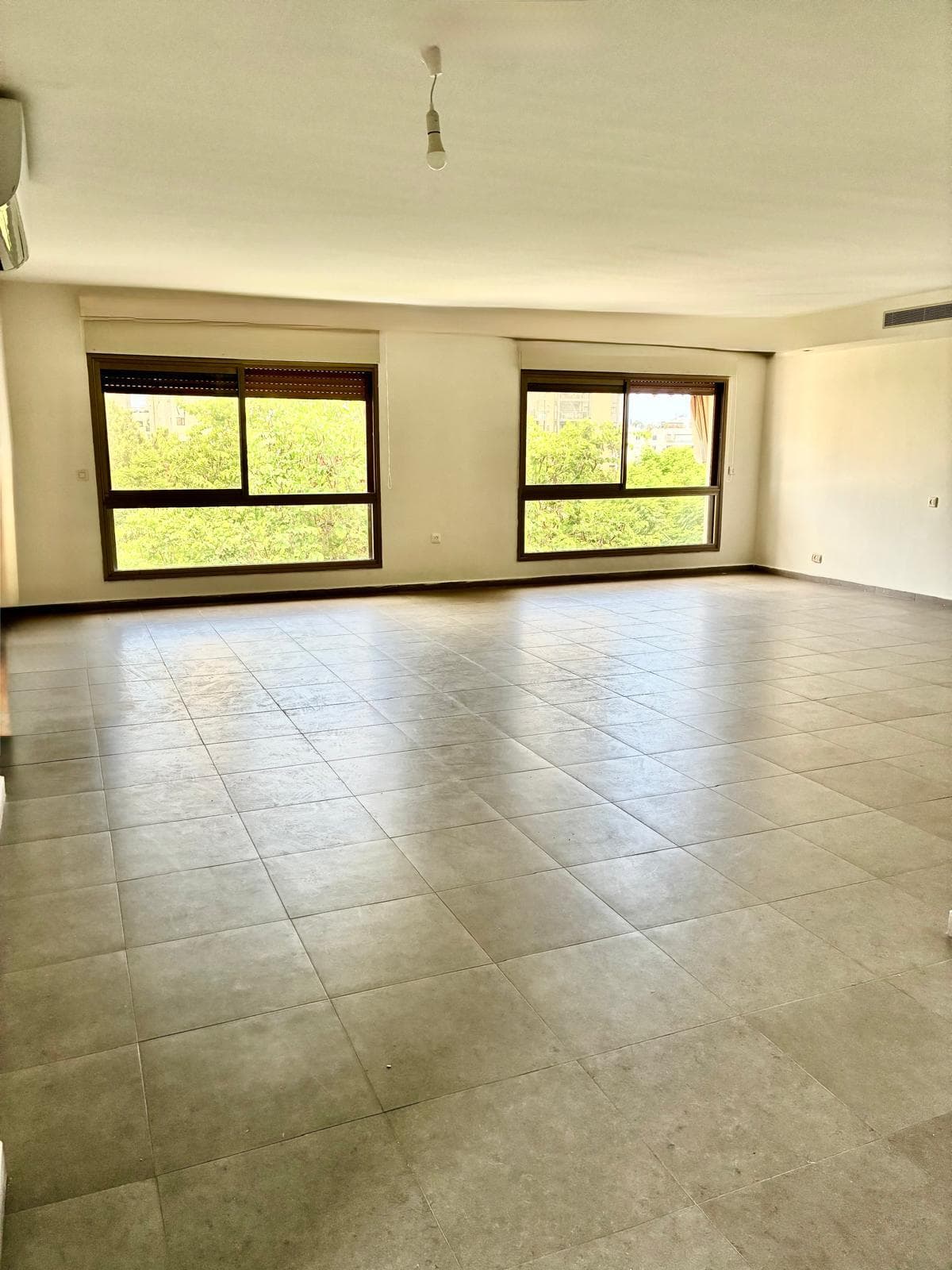 Spacious & Bright interior