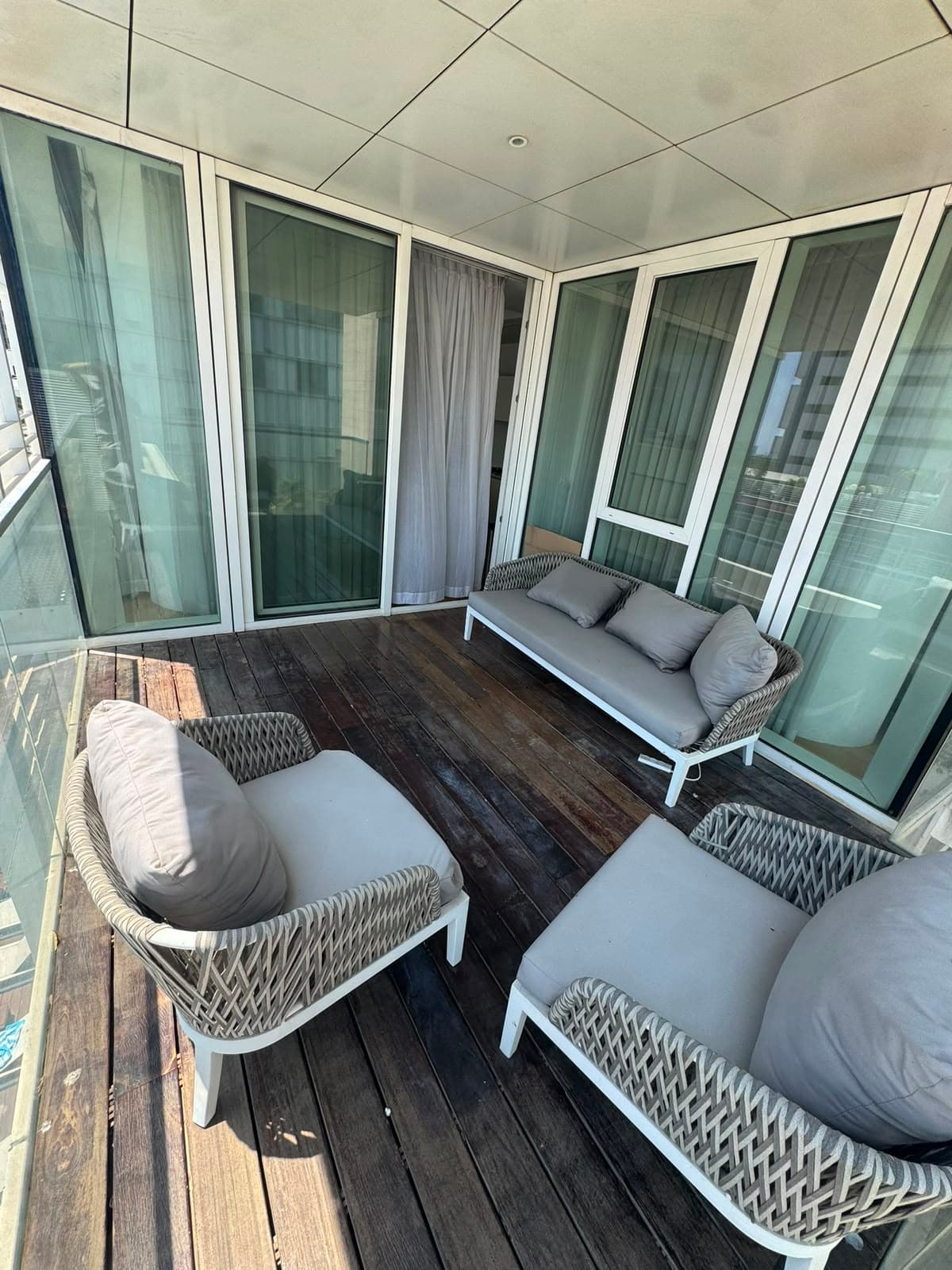 Poolside Prestige interior